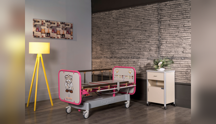 PEDIATRIC PATIENT BED (TWO MOTORS)